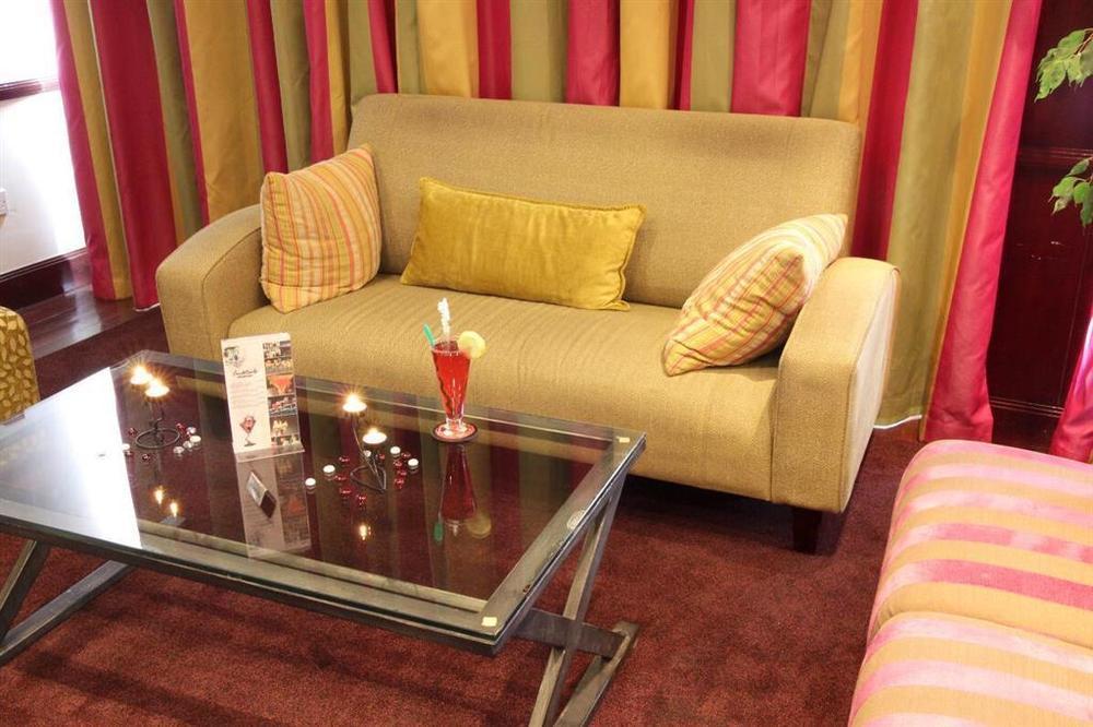 Cresta President Hotel Gaborone Pokoj fotografie