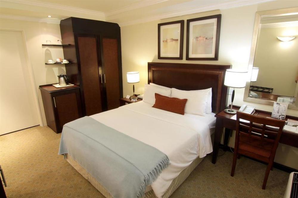 Cresta President Hotel Gaborone Pokoj fotografie