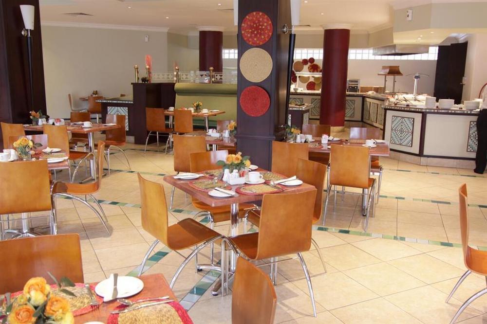 Cresta President Hotel Gaborone Restaurace fotografie