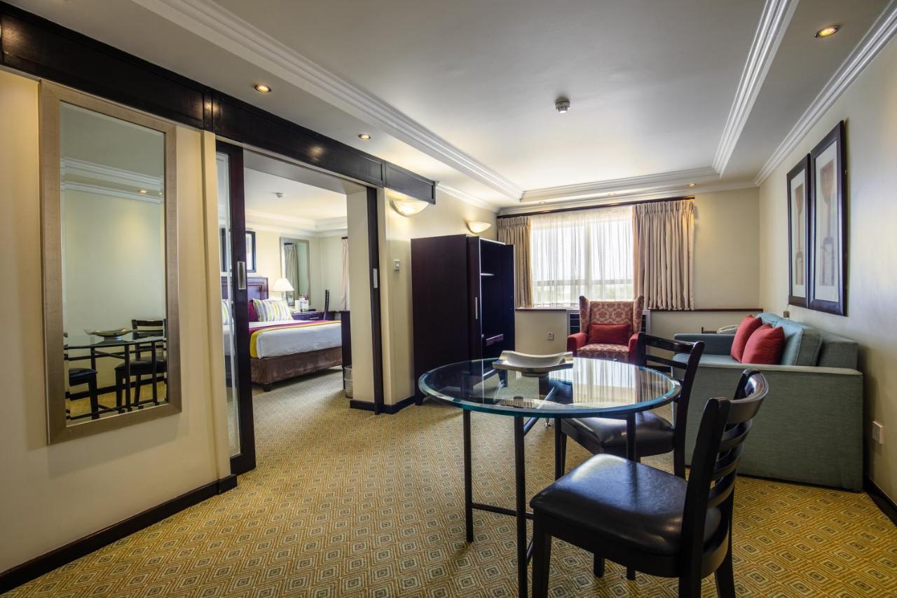 Cresta President Hotel Gaborone Exteriér fotografie