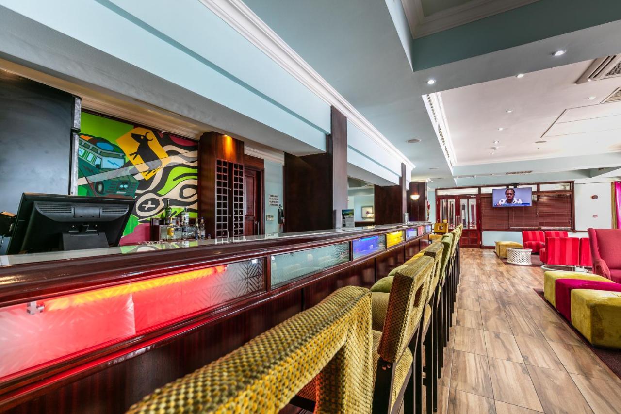 Cresta President Hotel Gaborone Exteriér fotografie