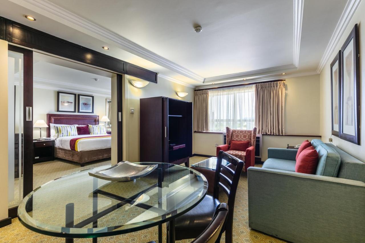 Cresta President Hotel Gaborone Exteriér fotografie